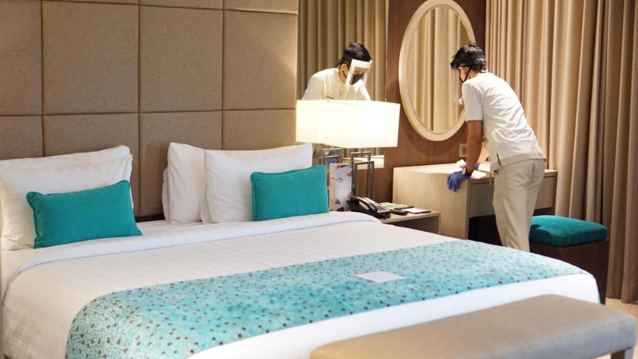 BW Luxury Hotell Jambi Exteriör bild