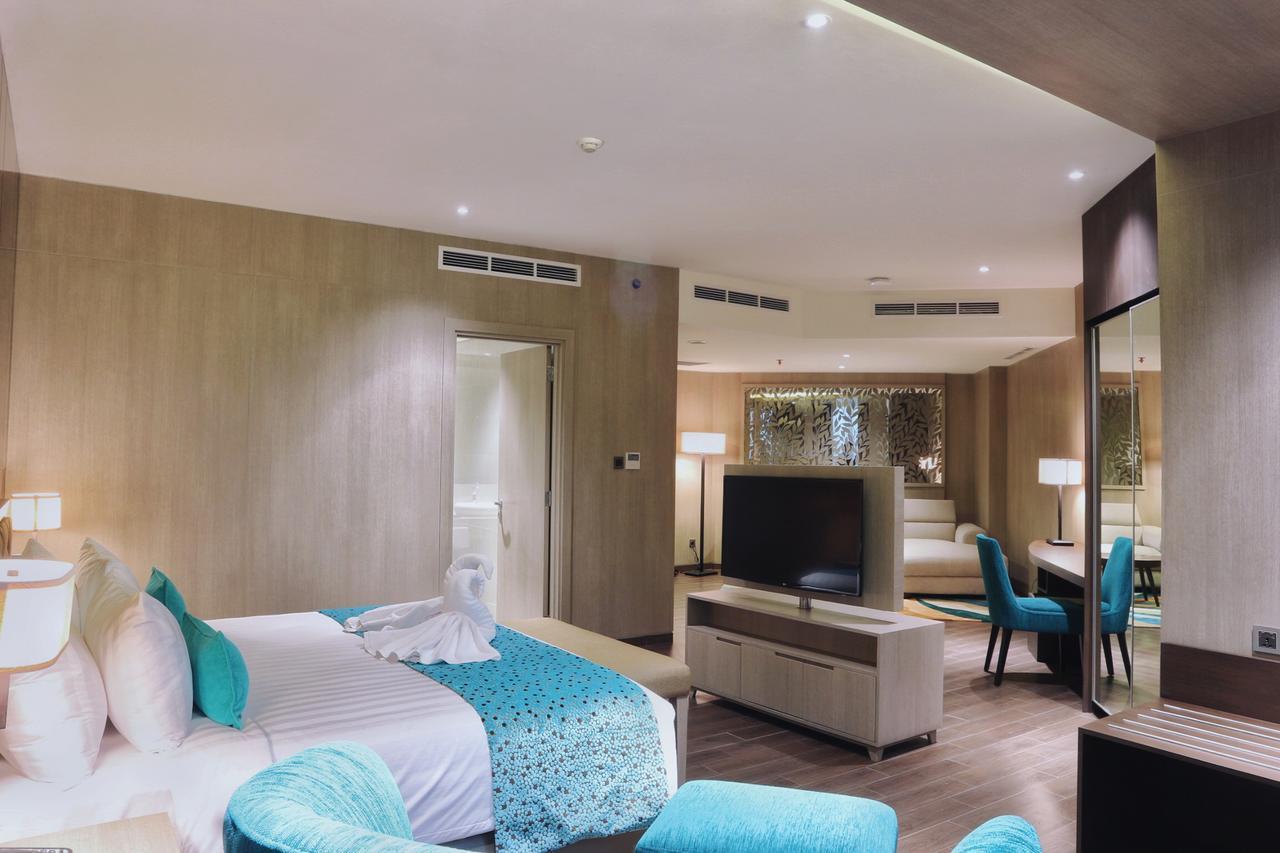 BW Luxury Hotell Jambi Exteriör bild