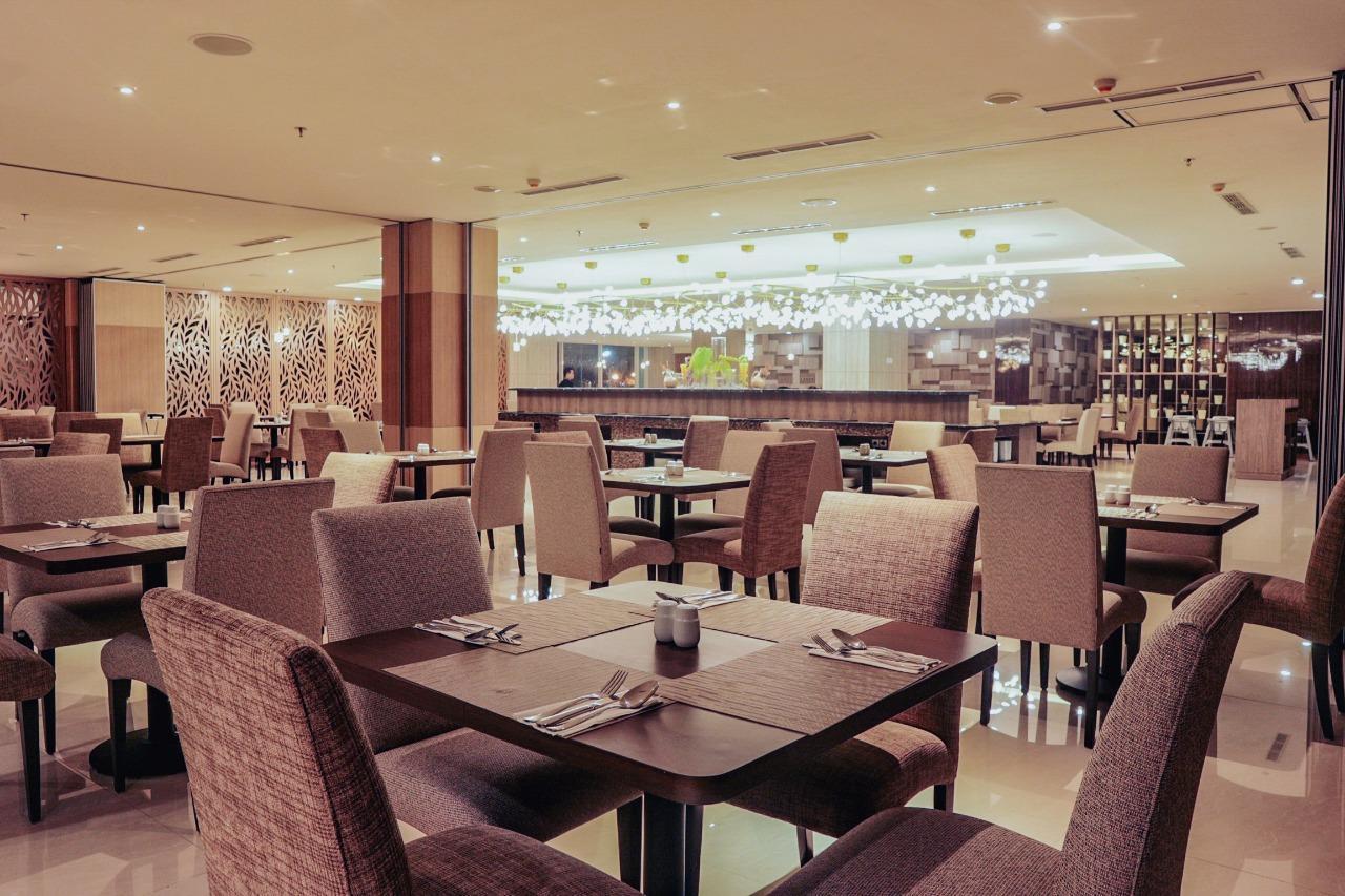 BW Luxury Hotell Jambi Exteriör bild