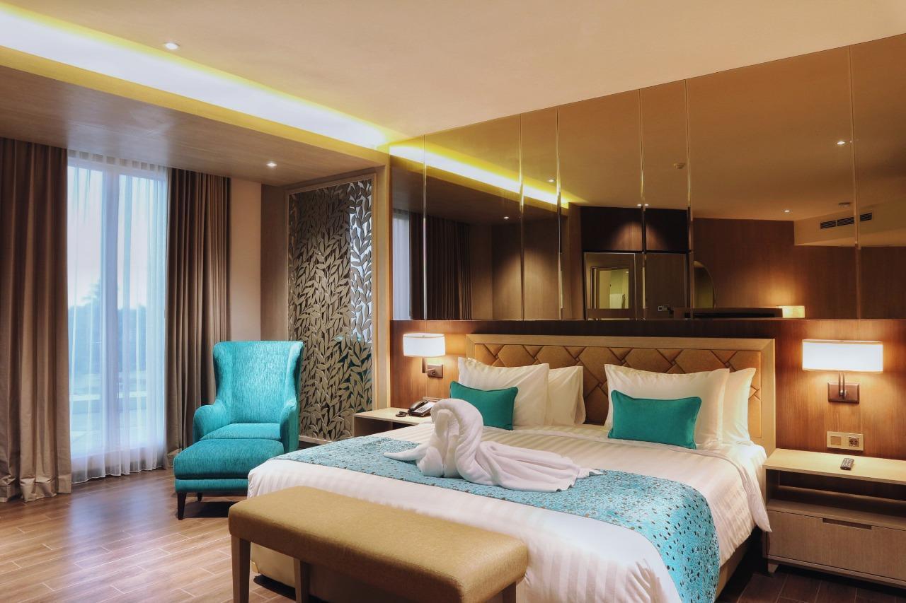 BW Luxury Hotell Jambi Exteriör bild