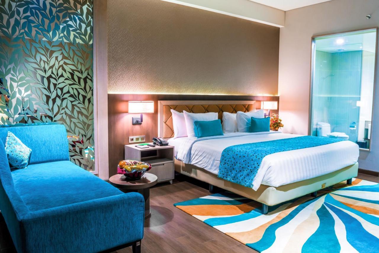 BW Luxury Hotell Jambi Exteriör bild