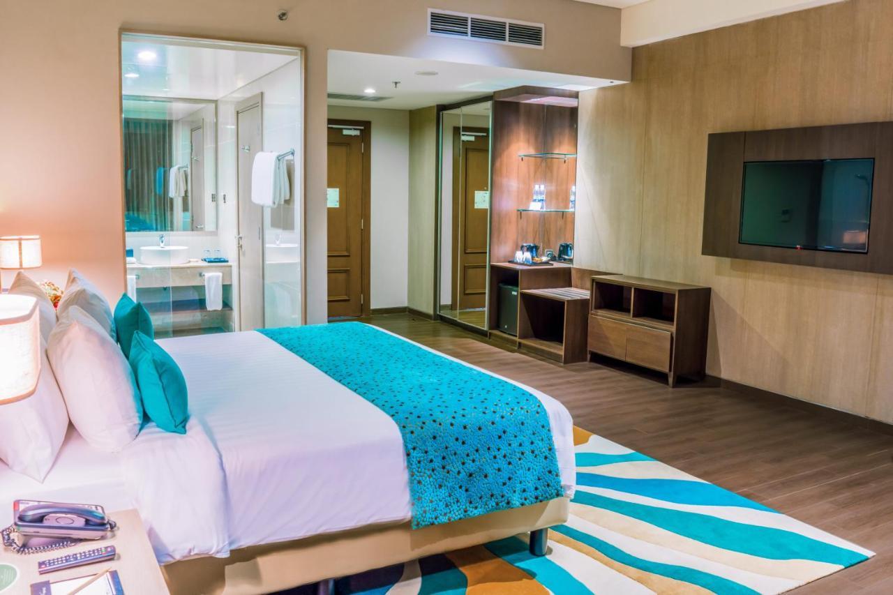BW Luxury Hotell Jambi Exteriör bild